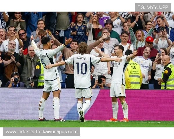 曼联与贝林厄姆的转会博弈，皇马不愿轻易放人